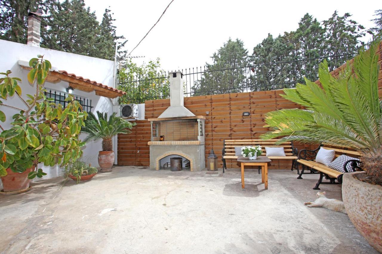 House Near The Athens Airport, Spata. Ngoại thất bức ảnh